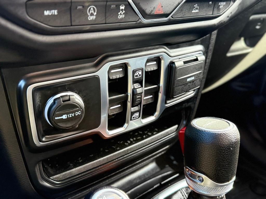 Jeep Gladiator Freedom 4x4 2023