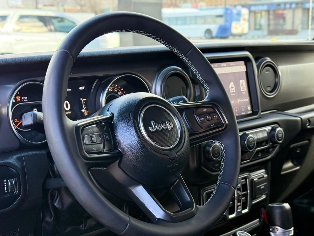 Jeep Gladiator Freedom 4x4 2023