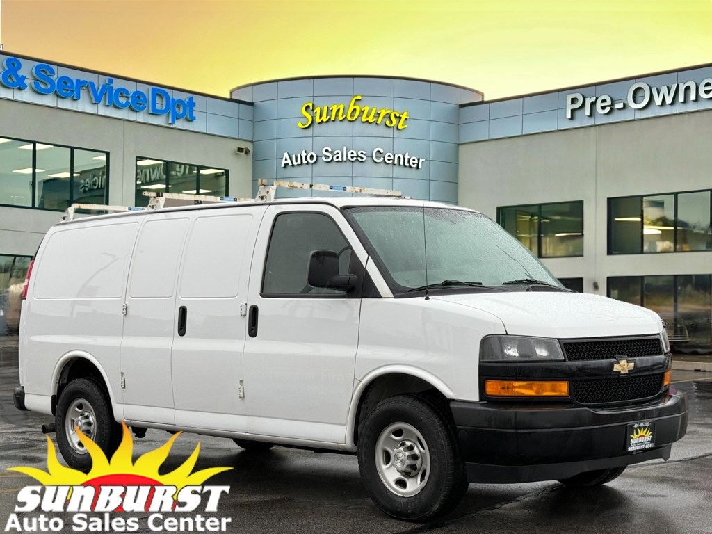 2019 Chevrolet Express Cargo Van RWD 2500 135"