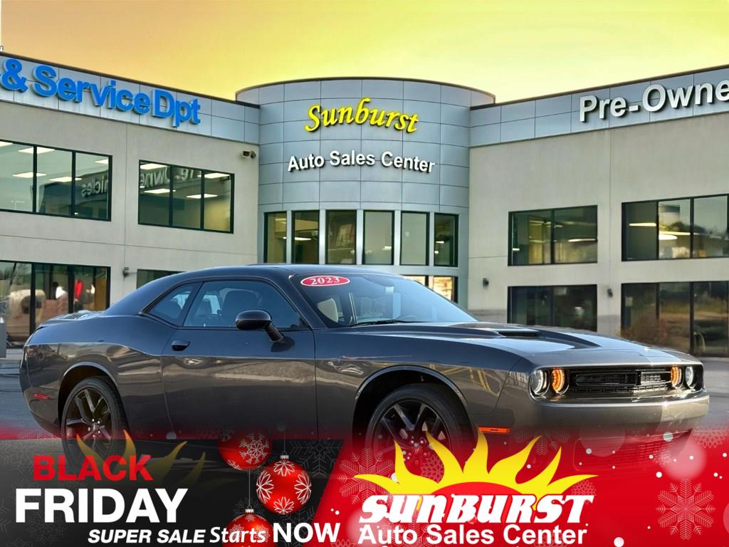 2023 Dodge Challenger SXT RWD