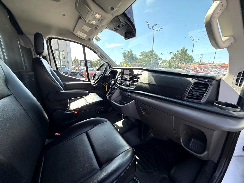 Ford Transit Cargo Van T-150 130" Low Rf 8670 GVWR RWD 2021 Ford Transit Cargo Van T-150 130" Low Rf 8670 GVWR RWD 2021