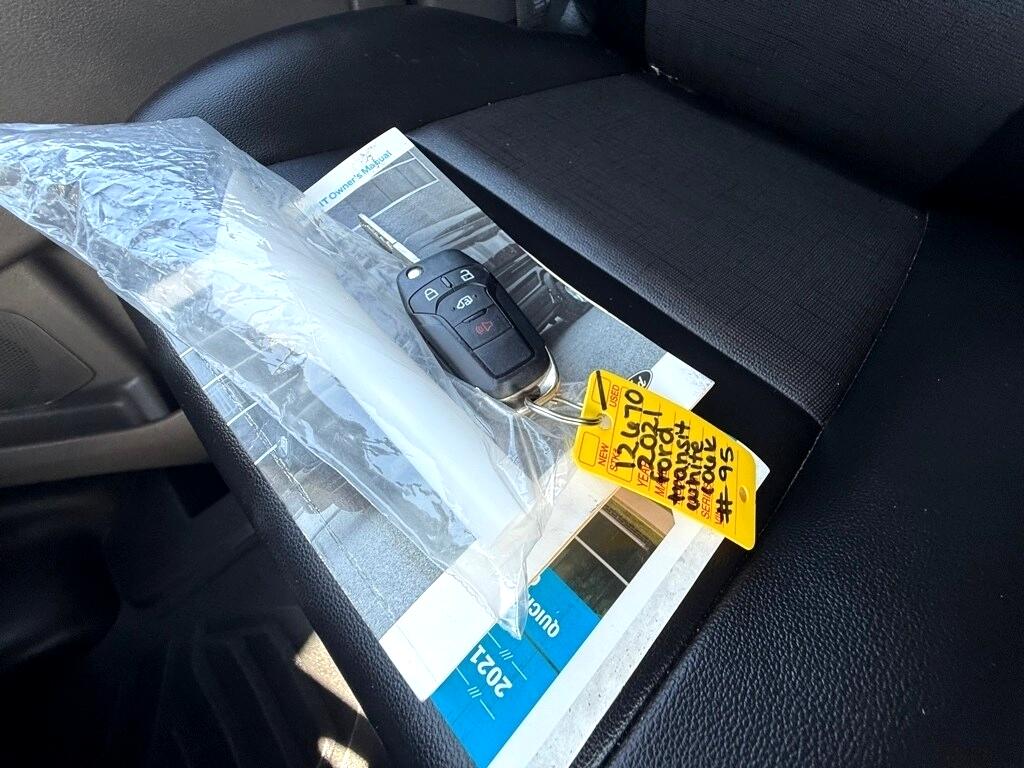 Ford Transit Cargo Van T-150 130" Low Rf 8670 GVWR RWD 2021 Ford Transit Cargo Van T-150 130" Low Rf 8670 GVWR RWD 2021