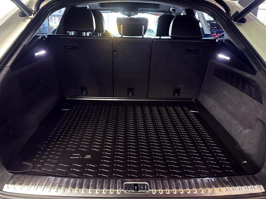 Audi Q8 Prestige 55 TFSI quattro 2019 Audi Q8 Prestige 55 TFSI quattro 2019