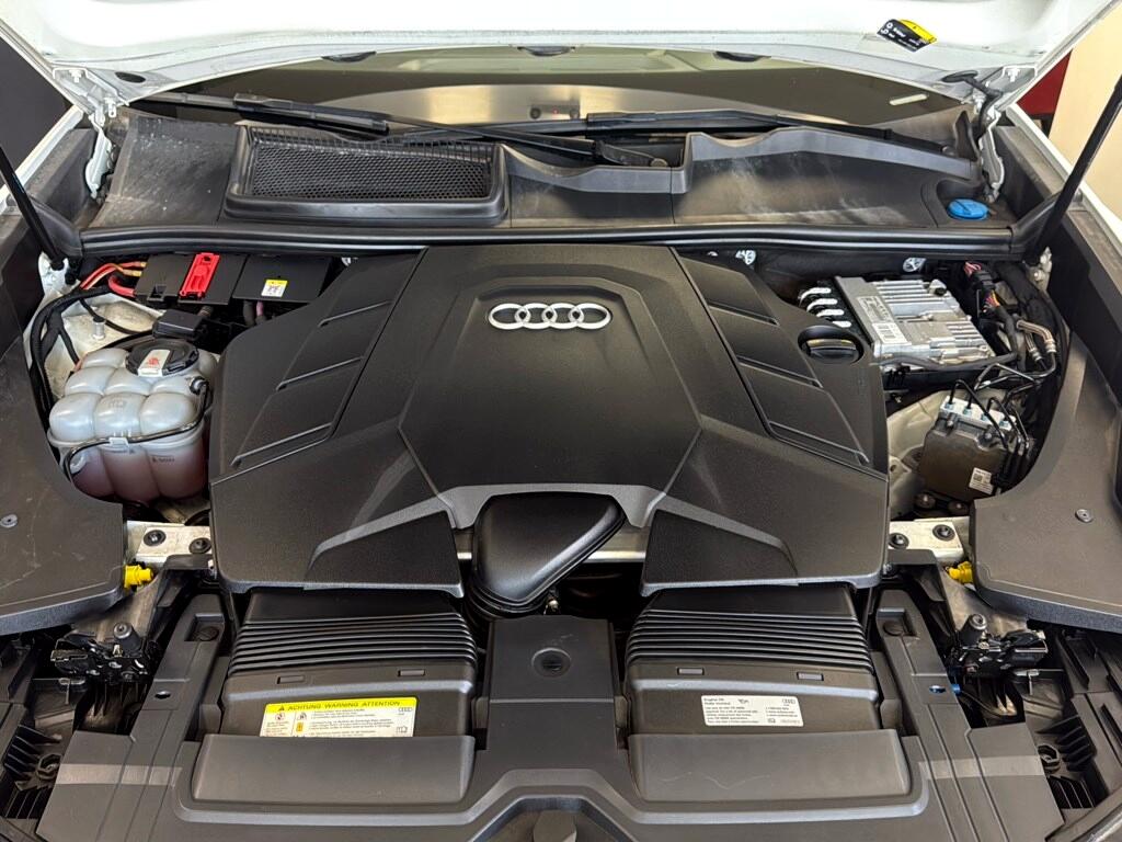 Audi Q8 Prestige 55 TFSI quattro 2019 Audi Q8 Prestige 55 TFSI quattro 2019