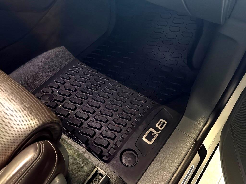 Audi Q8 Prestige 55 TFSI quattro 2019 Audi Q8 Prestige 55 TFSI quattro 2019