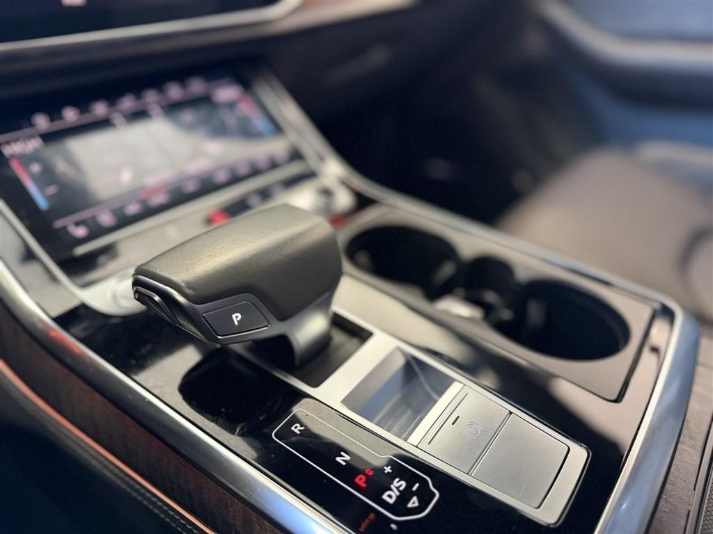 Audi Q8 Prestige 55 TFSI quattro 2019