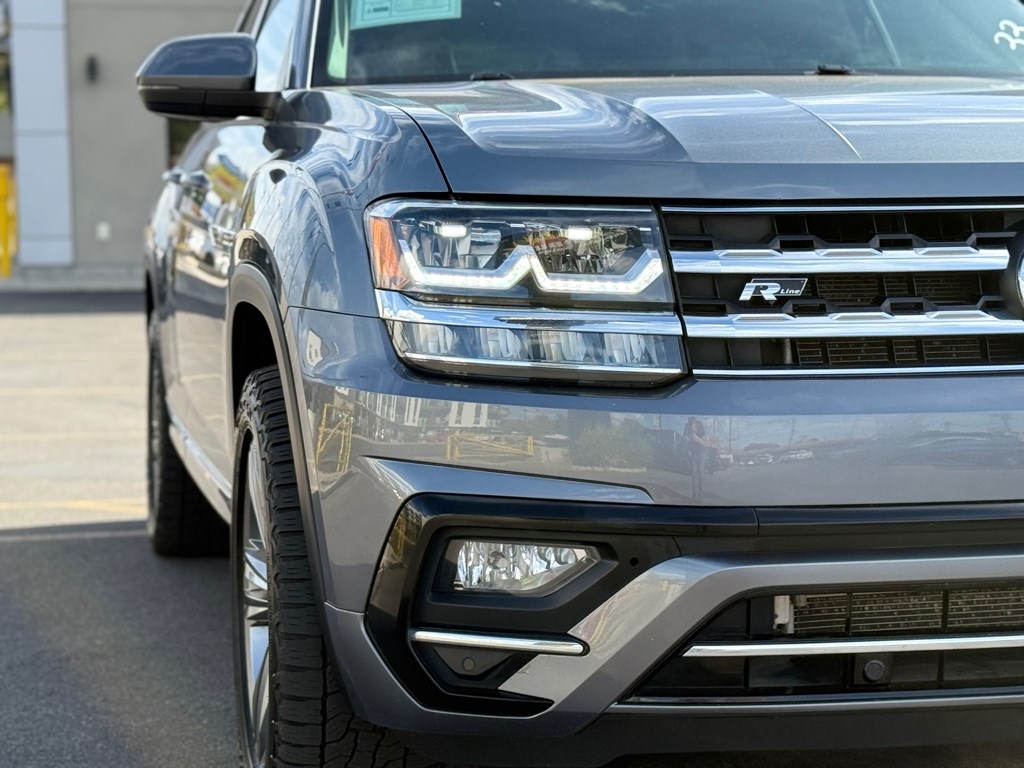 Volkswagen Atlas 3.6L V6 SEL R-Line 4MOTION 2019 Volkswagen Atlas 3.6L V6 SEL R-Line 4MOTION 2019