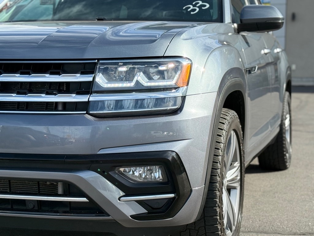 Volkswagen Atlas 3.6L V6 SEL R-Line 4MOTION 2019 Volkswagen Atlas 3.6L V6 SEL R-Line 4MOTION 2019