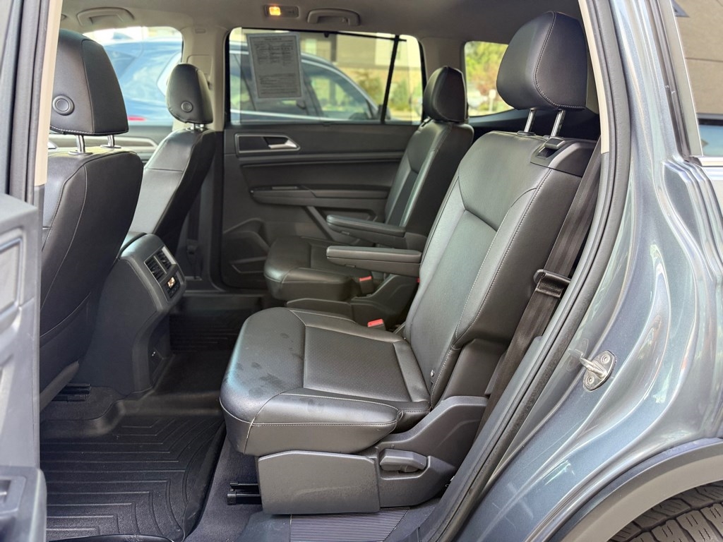 Volkswagen Atlas 3.6L V6 SEL R-Line 4MOTION 2019 Volkswagen Atlas 3.6L V6 SEL R-Line 4MOTION 2019