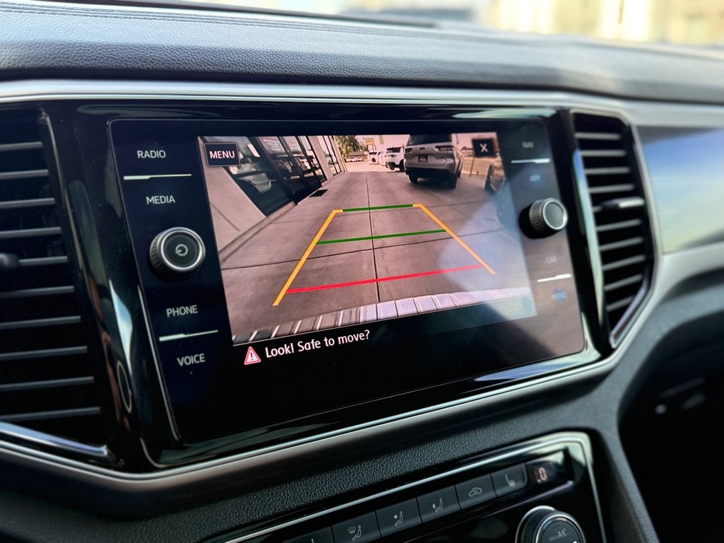 Volkswagen Atlas 3.6L V6 SEL R-Line 4MOTION 2019 Volkswagen Atlas 3.6L V6 SEL R-Line 4MOTION 2019