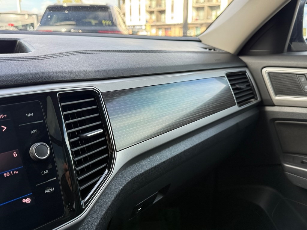 Volkswagen Atlas 3.6L V6 SEL R-Line 4MOTION 2019 Volkswagen Atlas 3.6L V6 SEL R-Line 4MOTION 2019