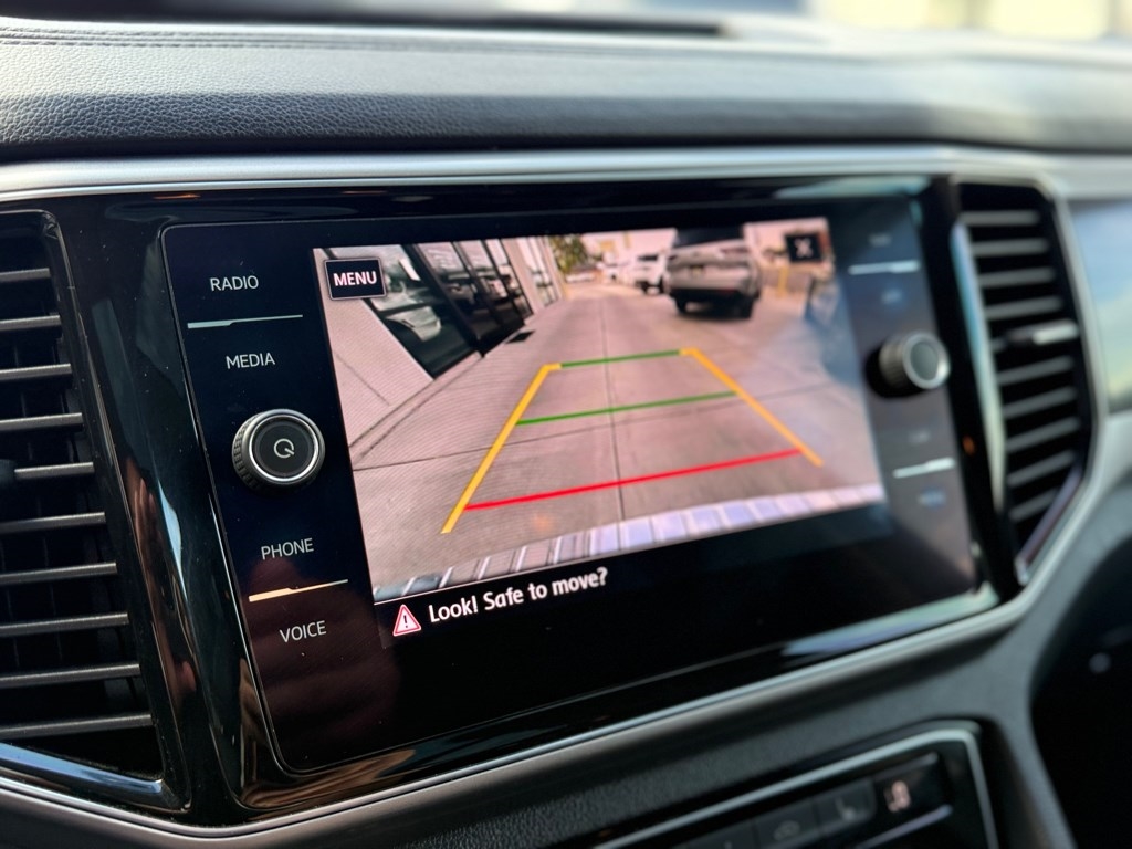 Volkswagen Atlas 3.6L V6 SEL R-Line 4MOTION 2019 Volkswagen Atlas 3.6L V6 SEL R-Line 4MOTION 2019