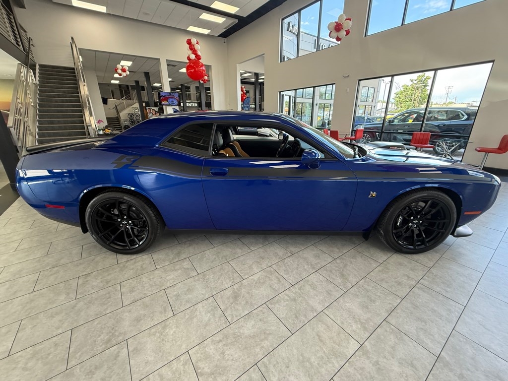 Dodge Challenger R/T Scat Pack RWD 2022 Dodge Challenger R/T Scat Pack RWD 2022