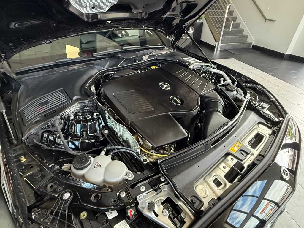 Mercedes-Benz C-Class C 300 4MATIC Sedan 2025 Mercedes-Benz C-Class C 300 4MATIC Sedan 2025