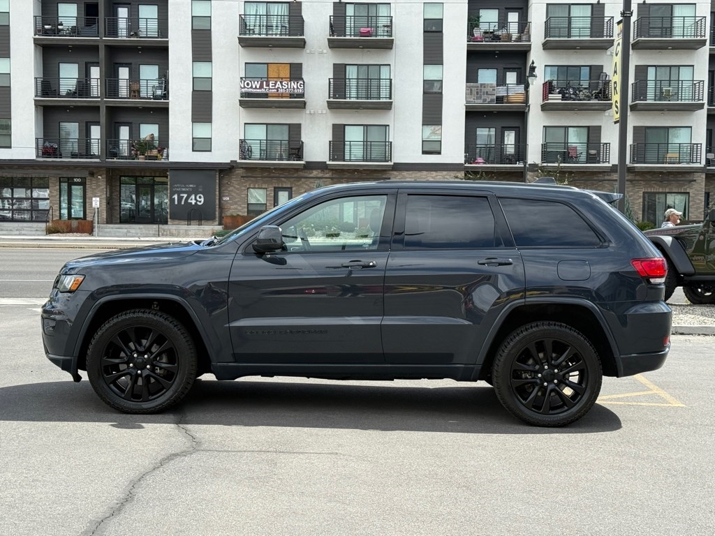 Jeep Grand Cherokee Altitude 4x4 2018 Jeep Grand Cherokee Altitude 4x4 2018