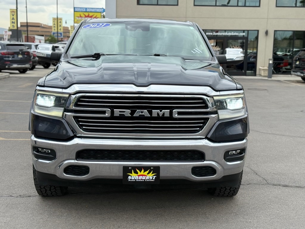 RAM 1500 Laramie 4x4 Quad Cab 6'4" Box 2021 RAM 1500 Laramie 4x4 Quad Cab 6'4" Box 2021