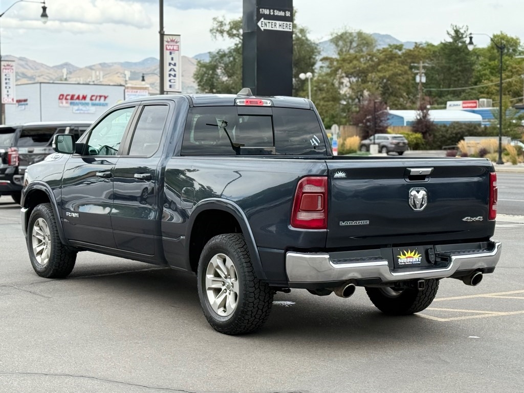 RAM 1500 Laramie 4x4 Quad Cab 6'4" Box 2021 RAM 1500 Laramie 4x4 Quad Cab 6'4" Box 2021