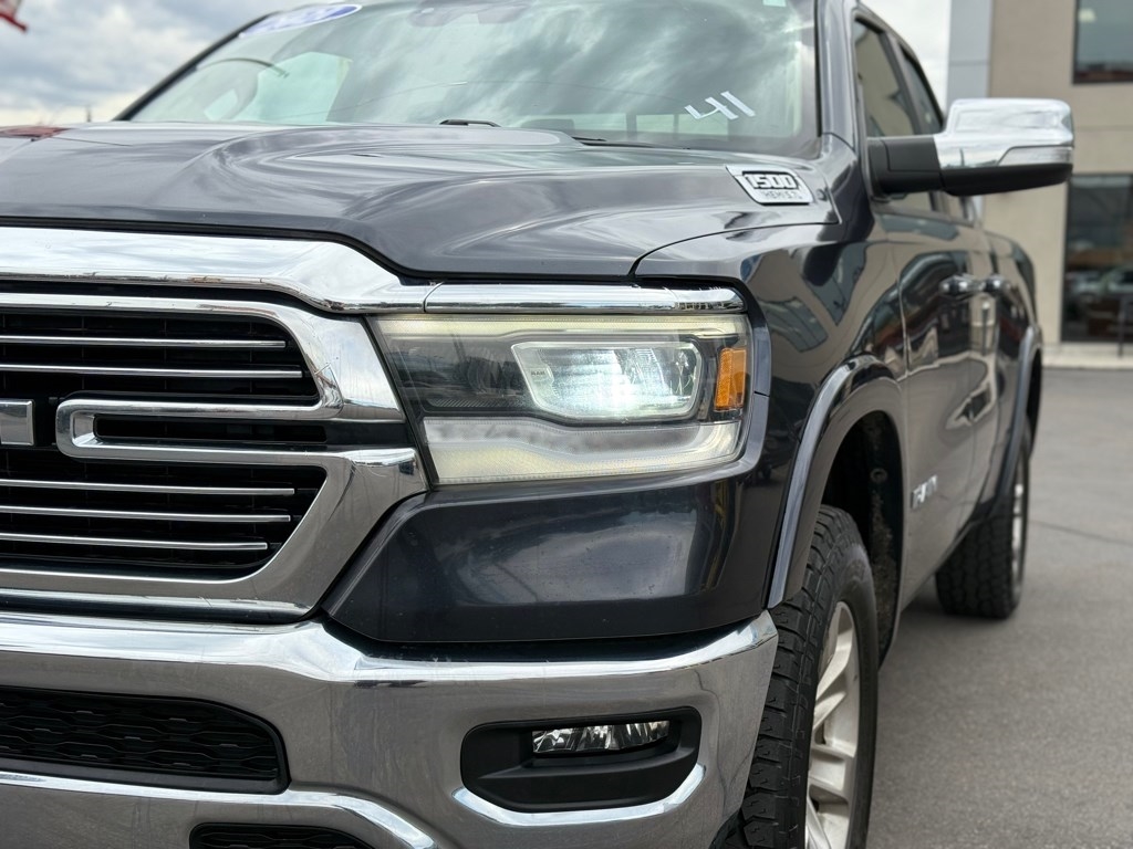RAM 1500 Laramie 4x4 Quad Cab 6'4" Box 2021 RAM 1500 Laramie 4x4 Quad Cab 6'4" Box 2021