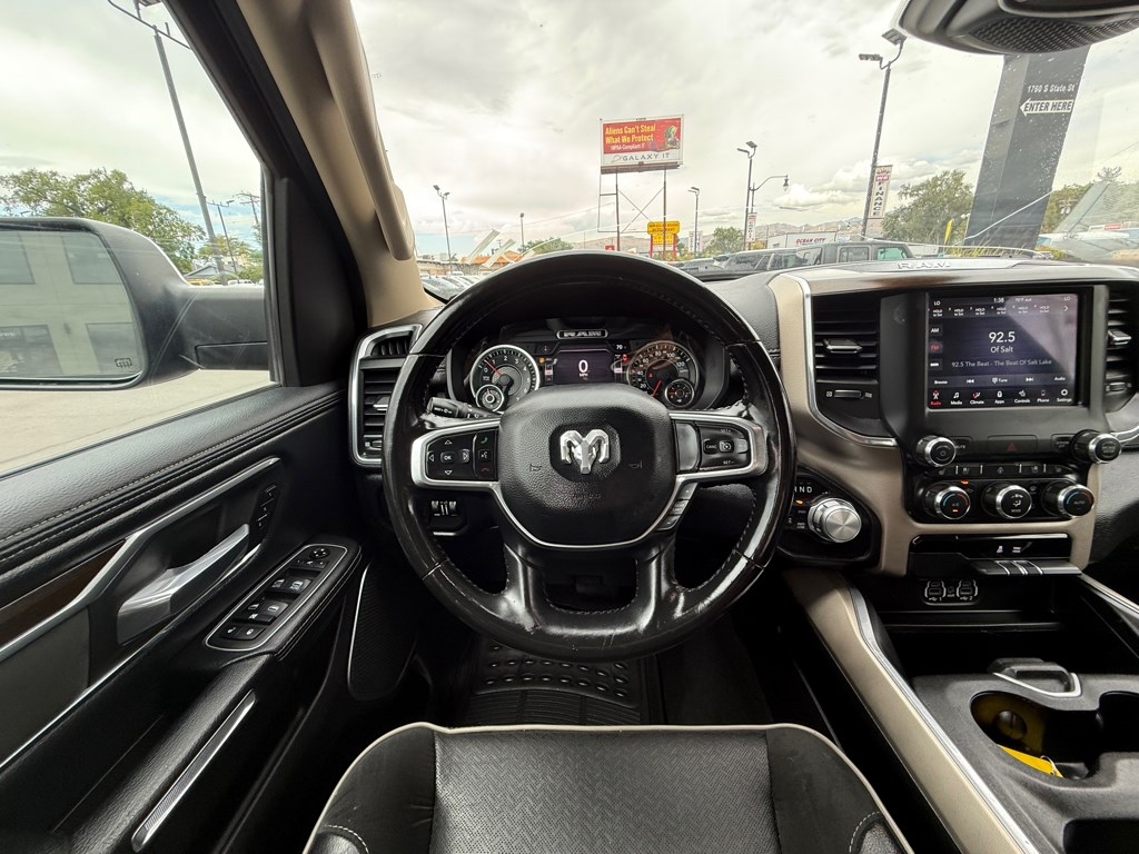 RAM 1500 Laramie 4x4 Quad Cab 6'4" Box 2021 RAM 1500 Laramie 4x4 Quad Cab 6'4" Box 2021
