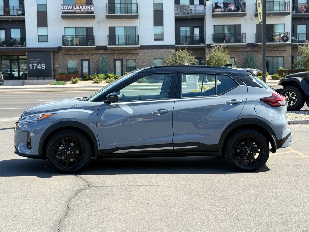 2024 Nissan Kicks SR photo 4