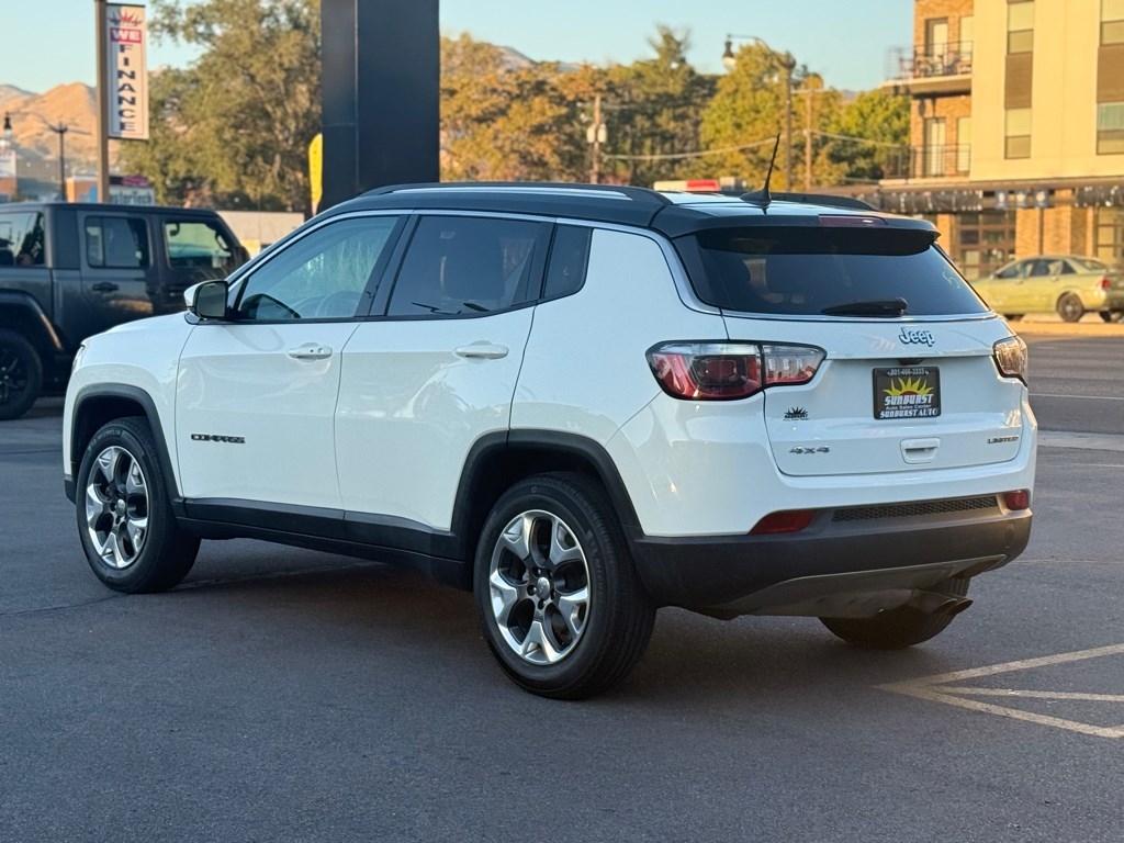 2017 Jeep Compass Limited photo 2