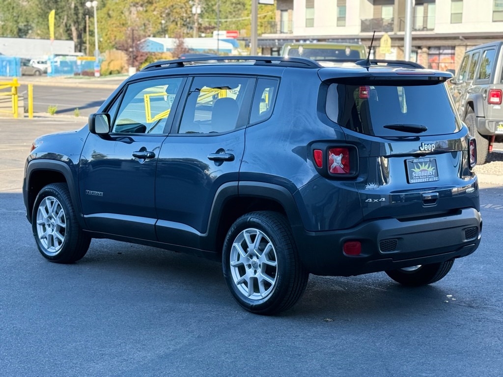 2022 Jeep Renegade Latitude photo 5