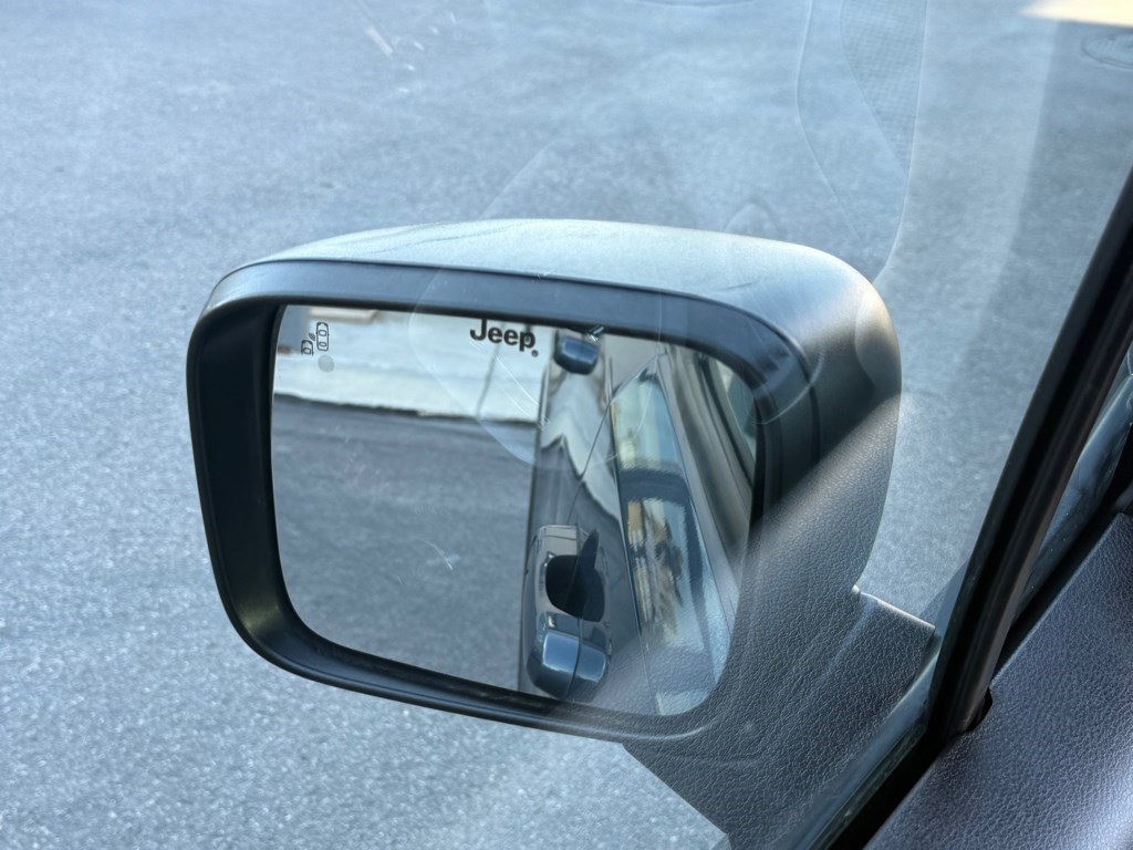 2022 Jeep Renegade Latitude photo 30
