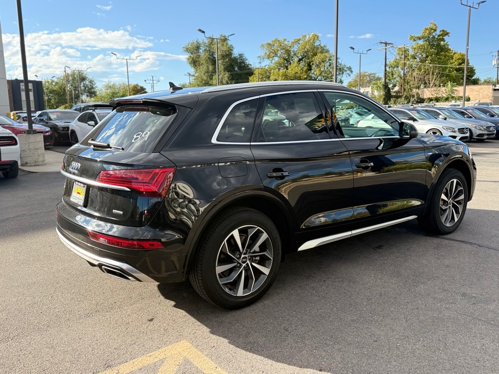 2022 Audi Q5 S line Premium Plus 45 TFSI photo 3