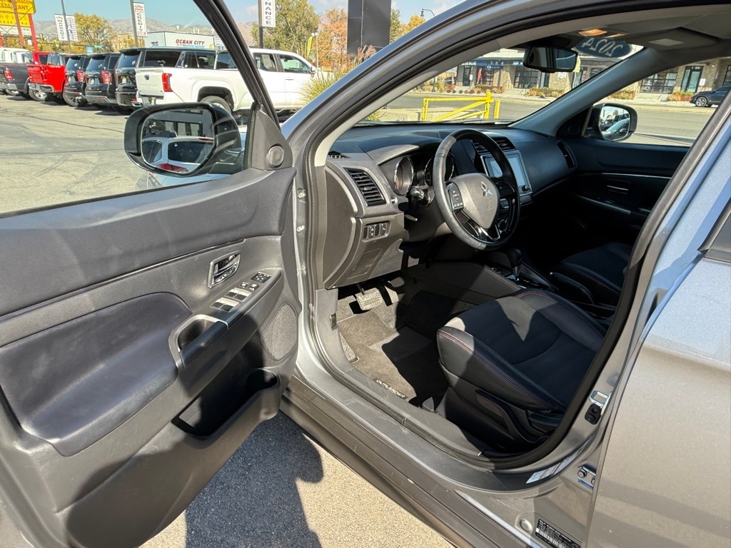 Mitsubishi Outlander Sport SE 2.0 AWC 2024 Mitsubishi Outlander Sport SE 2.0 AWC 2024