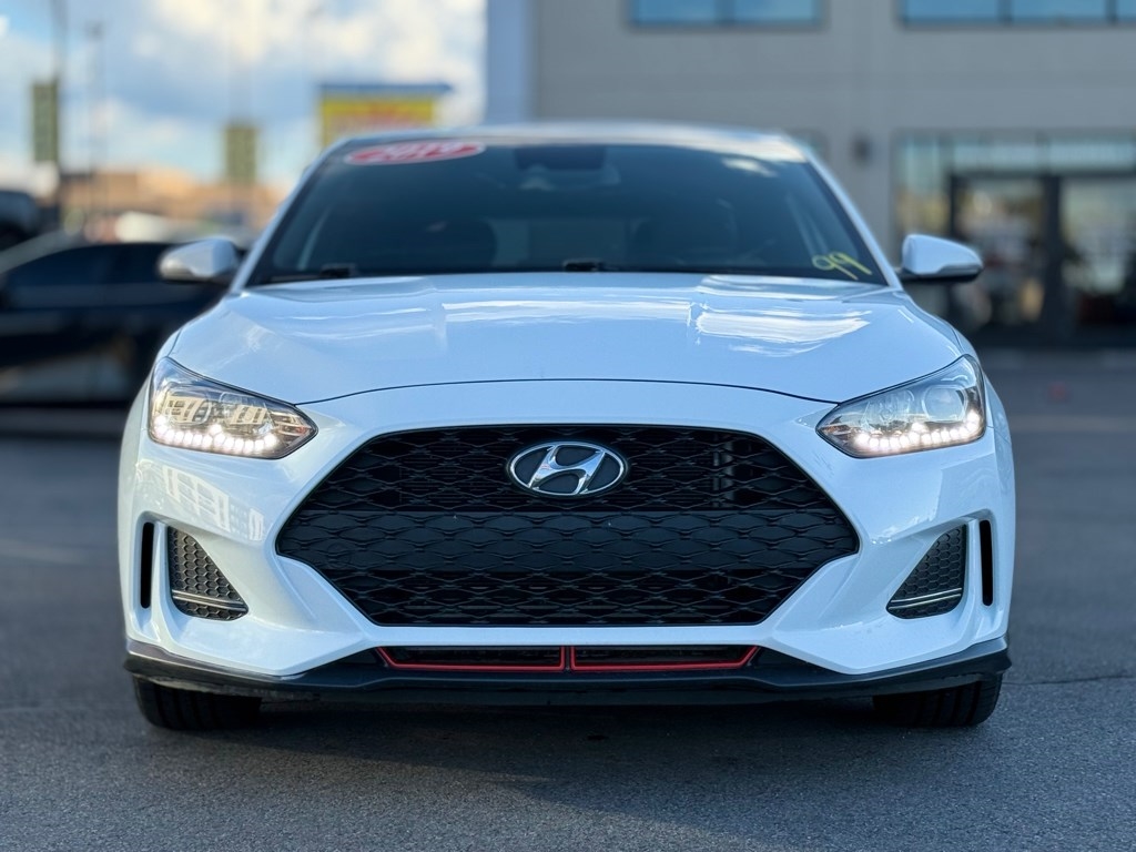 2019 Hyundai Veloster R-Spec Turbo Ultimate photo 2