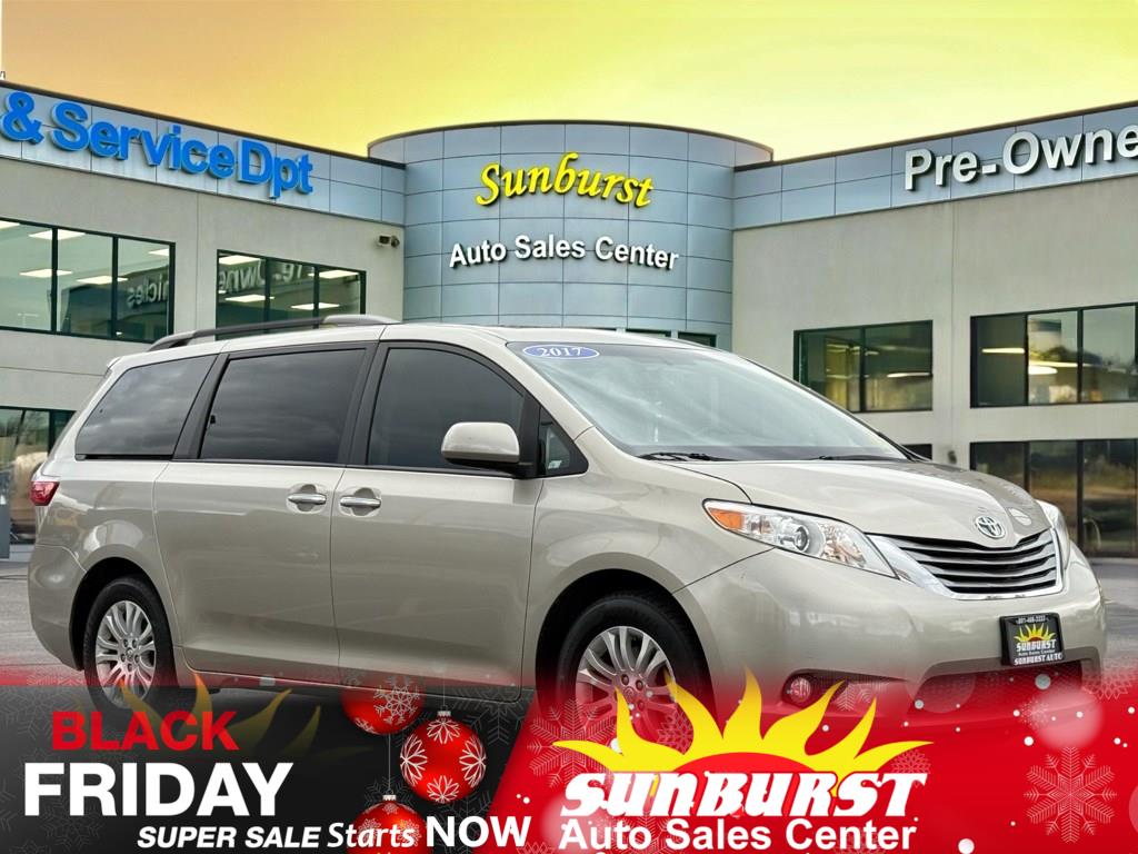 2017 Toyota Sienna XLE 8-Passenger