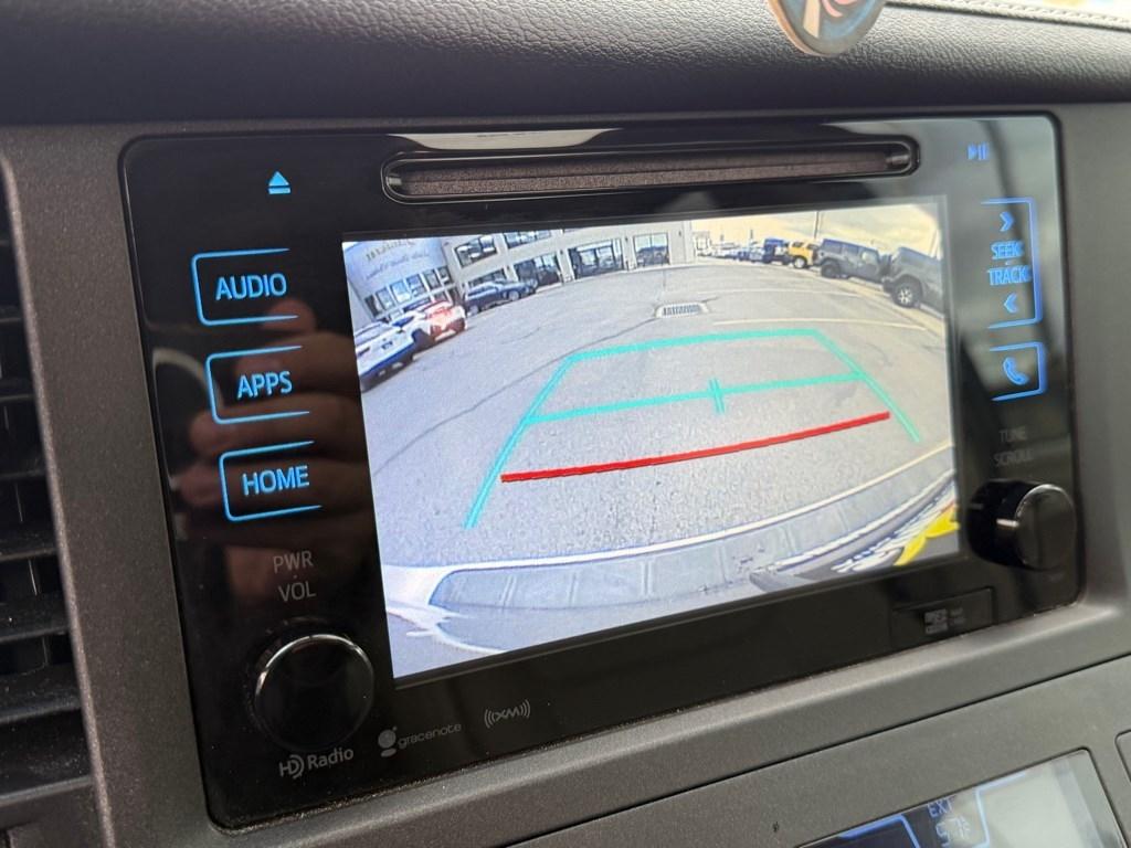 Toyota Sienna XLE 8-Passenger 2017