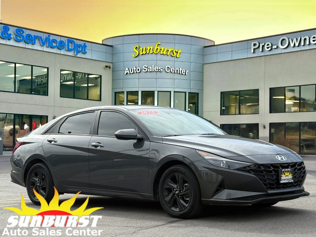 2023 Hyundai Elantra SEL IVT