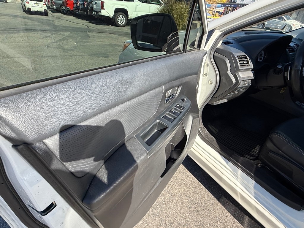 Subaru Impreza 2.0i Sport Premium 2014 Subaru Impreza 2.0i Sport Premium 2014