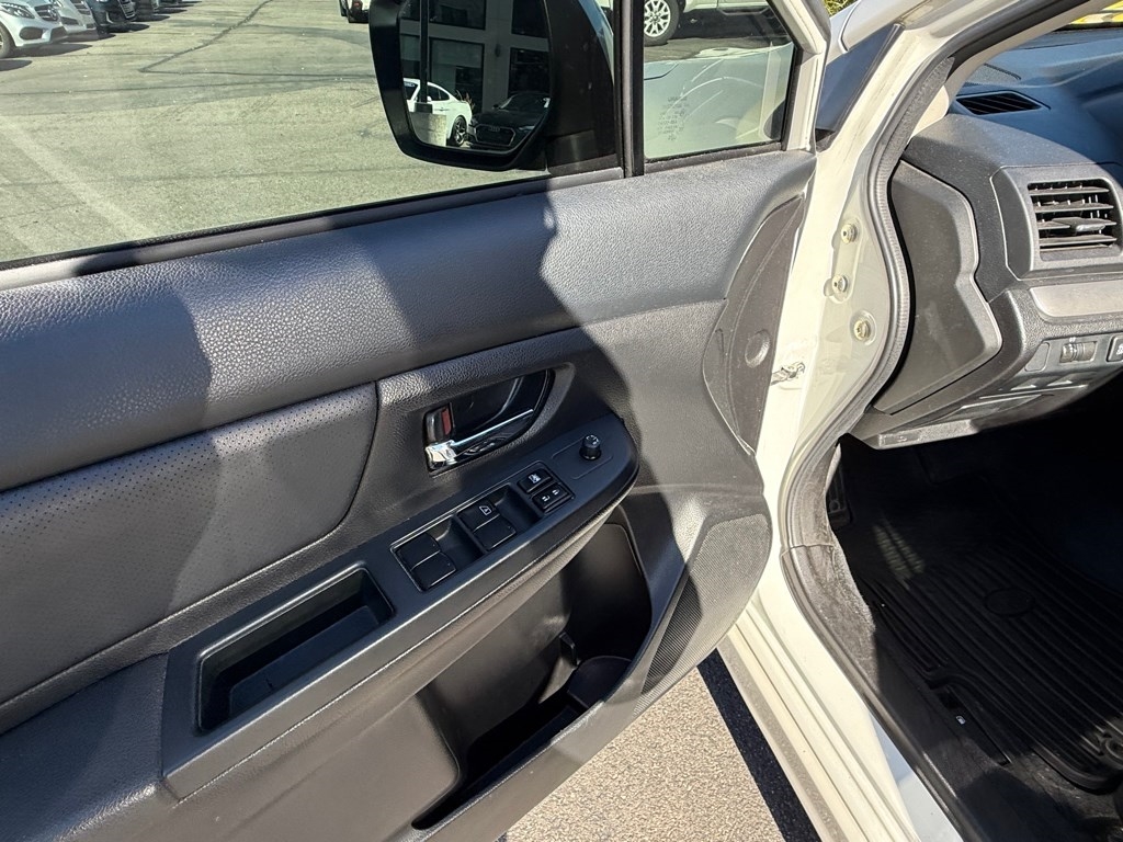 Subaru Impreza 2.0i Sport Premium 2014 Subaru Impreza 2.0i Sport Premium 2014