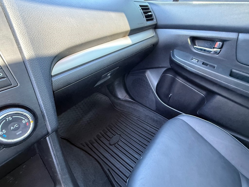 Subaru Impreza 2.0i Sport Premium 2014 Subaru Impreza 2.0i Sport Premium 2014