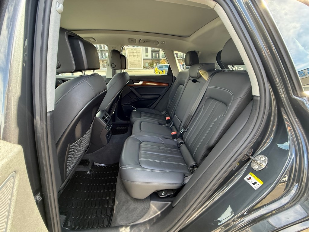 Audi Q5 Premium 45 TFSI quattro 2021