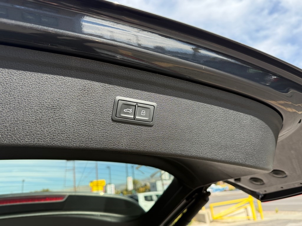 Audi Q5 Premium 45 TFSI quattro 2021