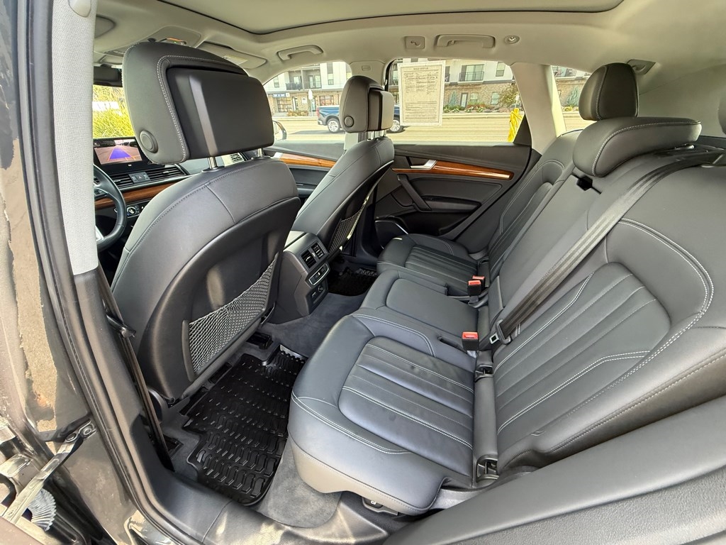 Audi Q5 Premium 45 TFSI quattro 2021