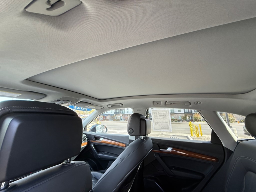 Audi Q5 Premium 45 TFSI quattro 2021