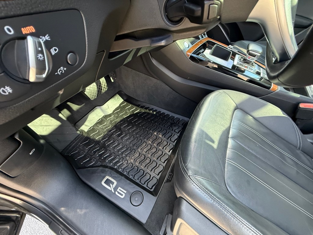 Audi Q5 Premium 45 TFSI quattro 2021