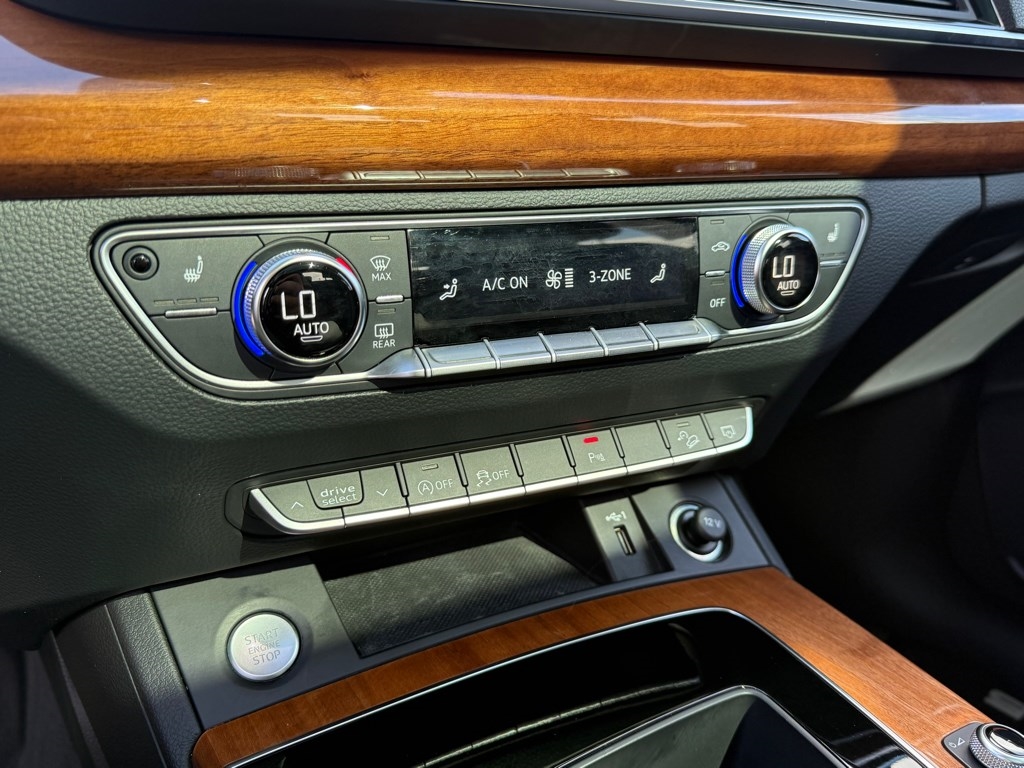 Audi Q5 Premium 45 TFSI quattro 2021