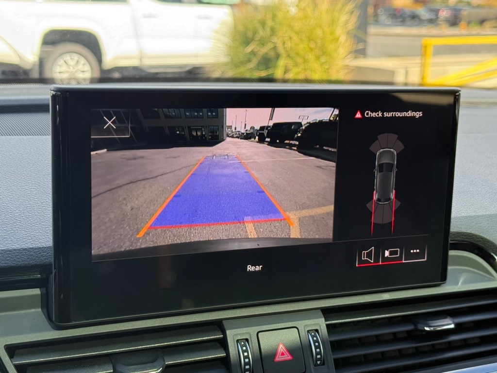 Audi Q5 Premium 45 TFSI quattro 2021