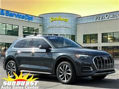 2021 Audi Q5  2021 Audi Q5