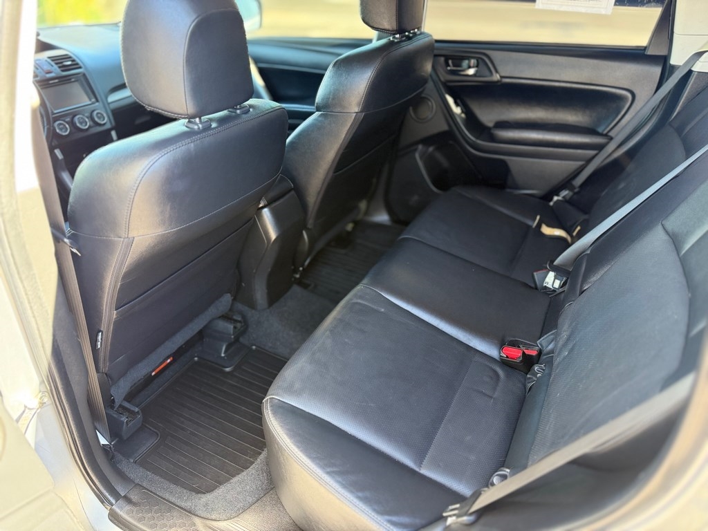 Subaru Forester 2.0 XT Touring 2014 Subaru Forester 2.0 XT Touring 2014