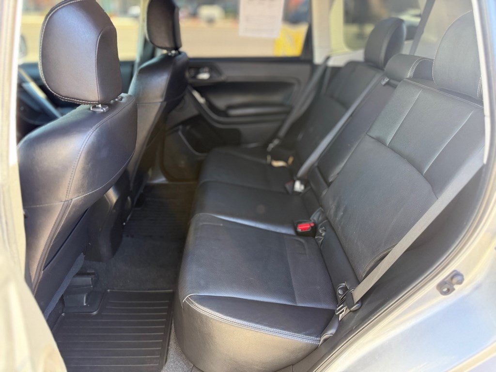 Subaru Forester 2.0 XT Touring 2014 Subaru Forester 2.0 XT Touring 2014