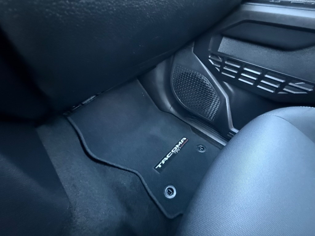 Toyota Tacoma 4WD TRD Off Road Double Cab 5' Bed MT (Natl) 2024 Toyota Tacoma 4WD TRD Off Road Double Cab 5' Bed MT (Natl) 2024