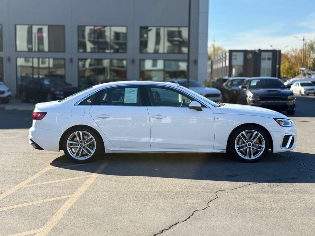 Audi A4 Sedan S line Premium Plus 45 TFSI quattro 2023 Audi A4 Sedan S line Premium Plus 45 TFSI quattro 2023