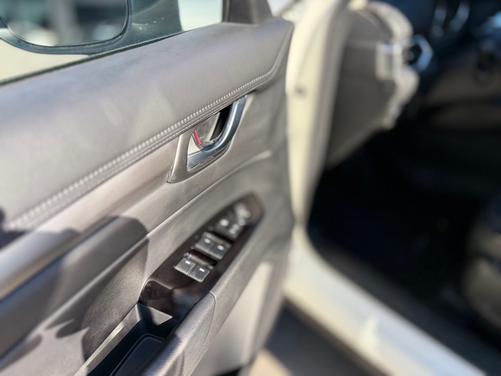 Mazda CX-5 2.5 S Preferred Package AWD 2025 Mazda CX-5 2.5 S Preferred Package AWD 2025