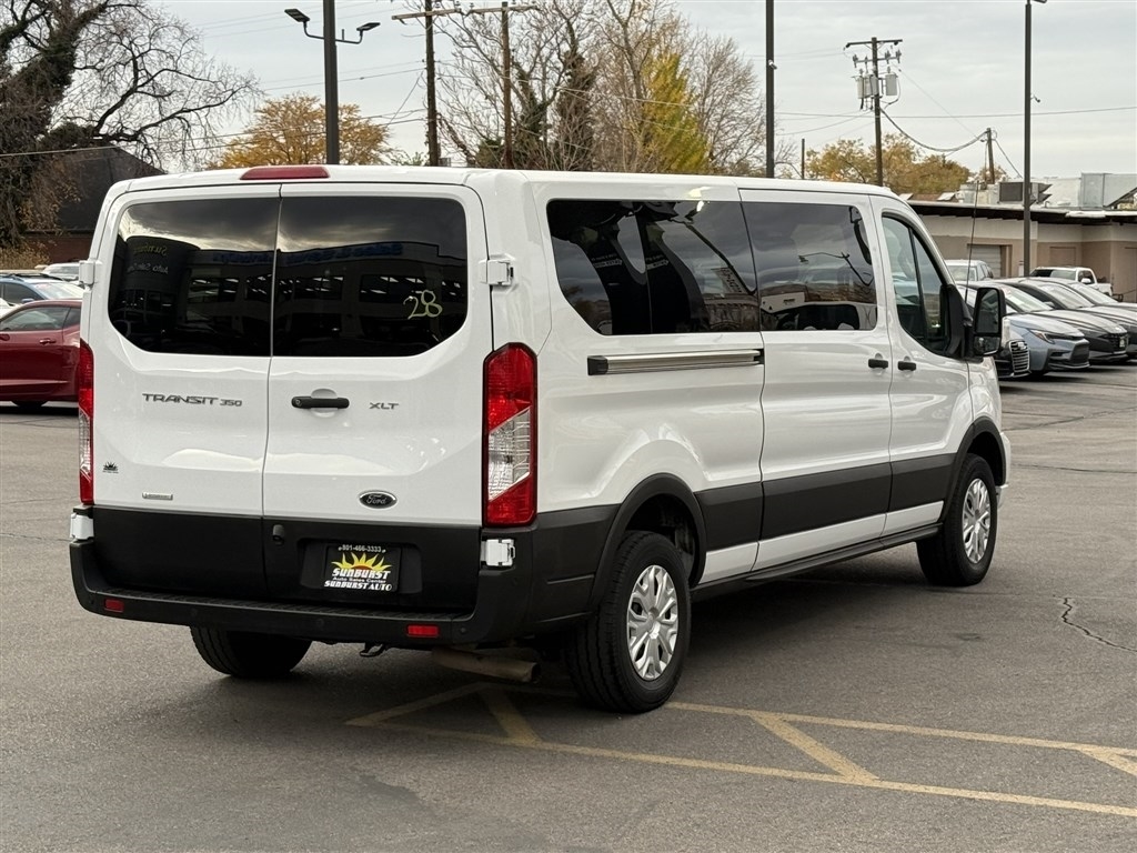 Ford Transit Passenger Wagon T-350 148" Low Roof XL RWD 2023